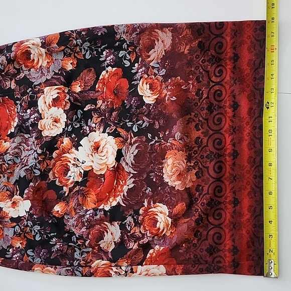 London Times Red Black Cream  Floral Print Sheath Dress Capped Sleeves Size 4 - Picture 14 of 15